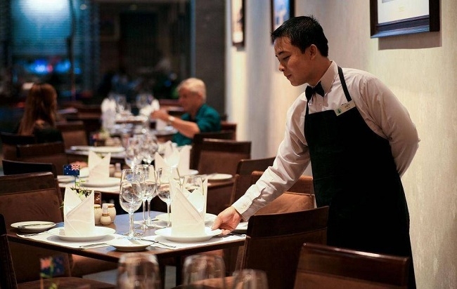 Cách sắp xếp nhân sự trong sự kiện tiệc tri ân mang lại hiệu quả cao cho chương trình 4 nhân sự trong sự kiện tiệc tri ân