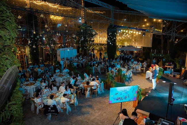 Top 5 ý tưởng tổ chức tiệc tri ân khách hàng thu hút, sáng tạo nhất 2 ý tưởng tổ chức tiệc tri ân